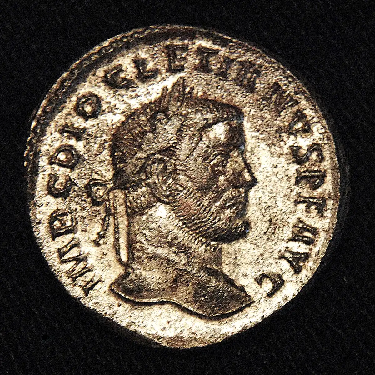 Diocletian---Ric-VI-Lugdunum-14A